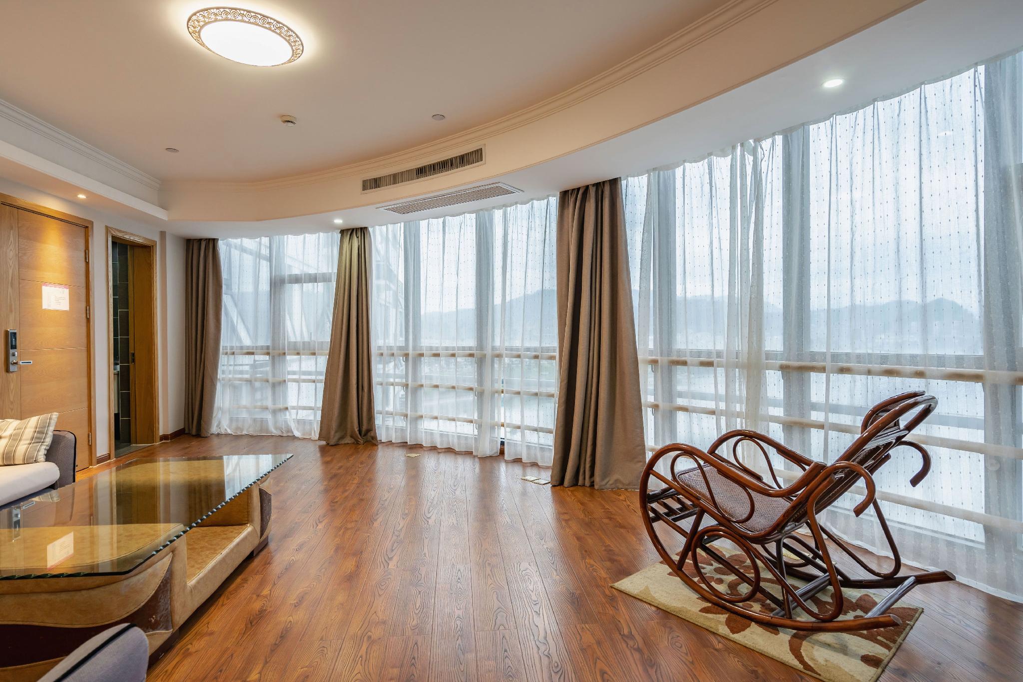 Yitu Lake View Hotel 16/29
