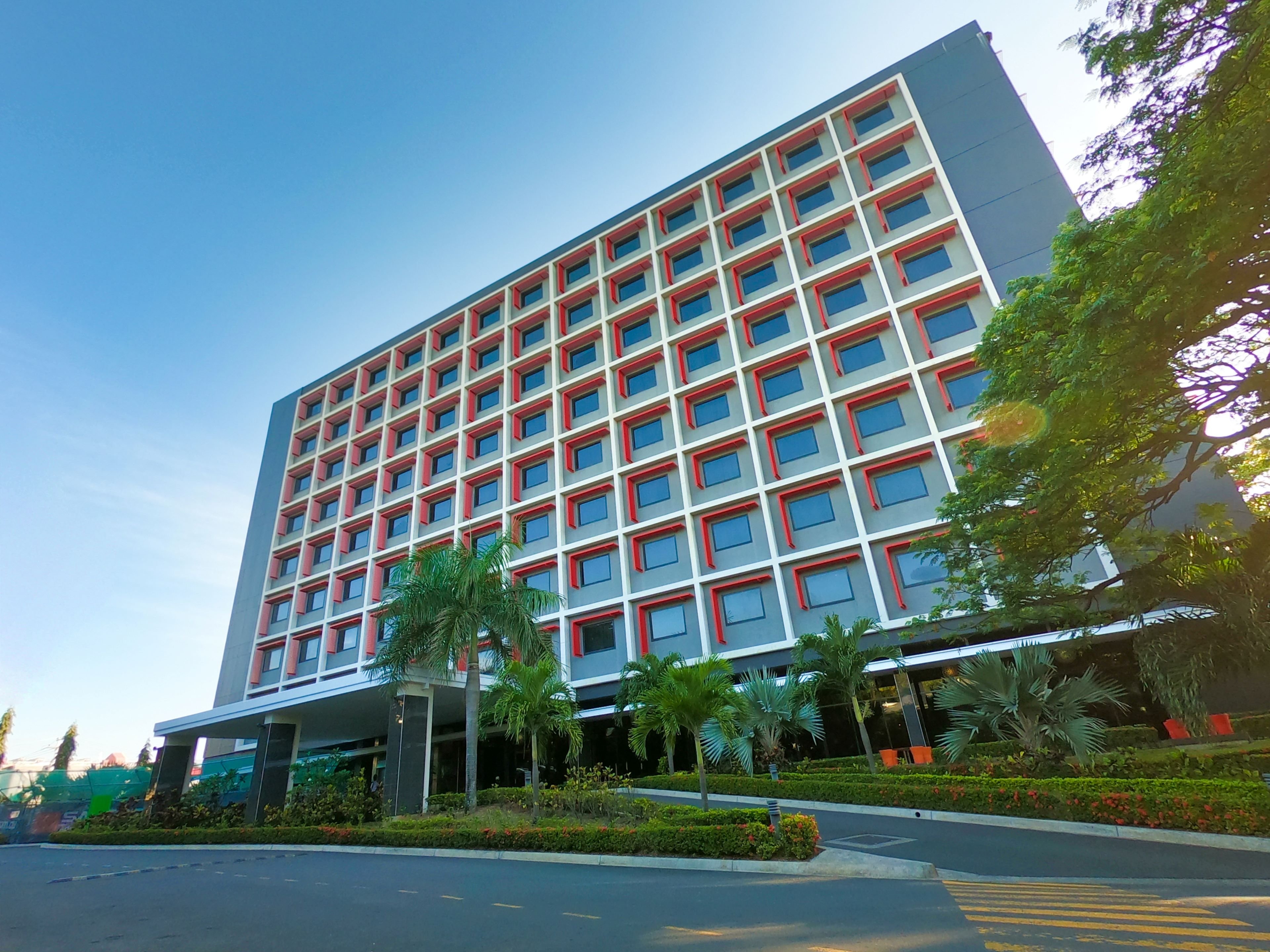Holiday Inn Express Port Moresby 6/56