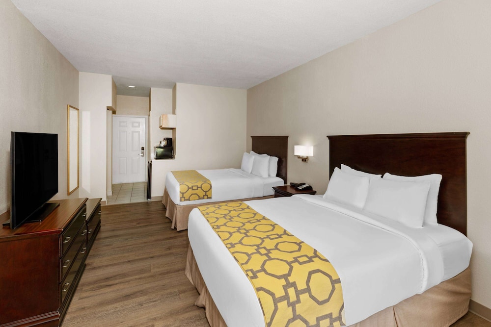 ROOM, 2 QUEEN BEDS, ACCESSIBLE