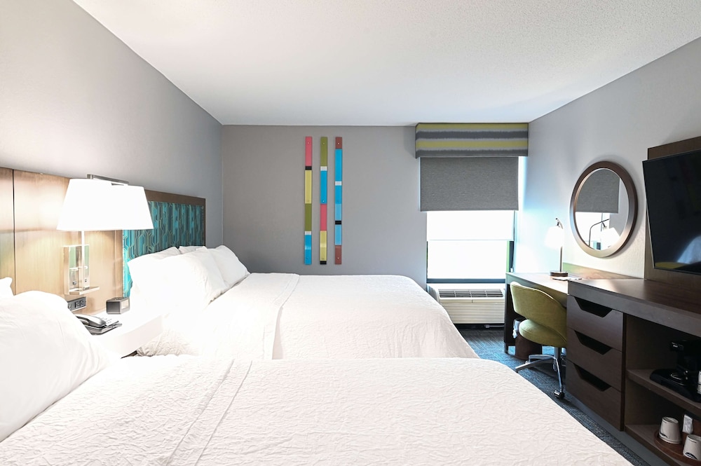 Hampton Inn Richmond West 20/46