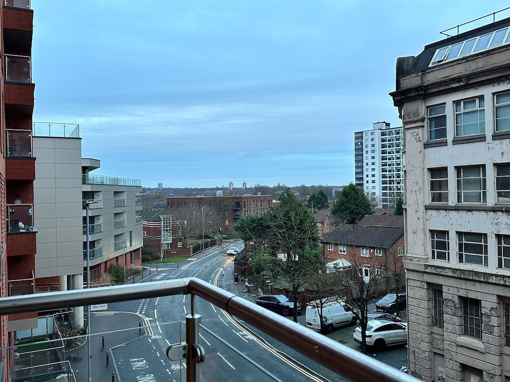 Dream Apartments Manchester 4/50
