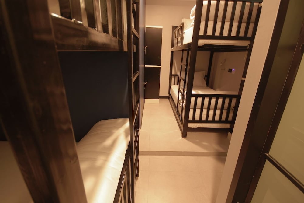 Jellybean the Blocks Hostel Sukhumvit 10 34/63