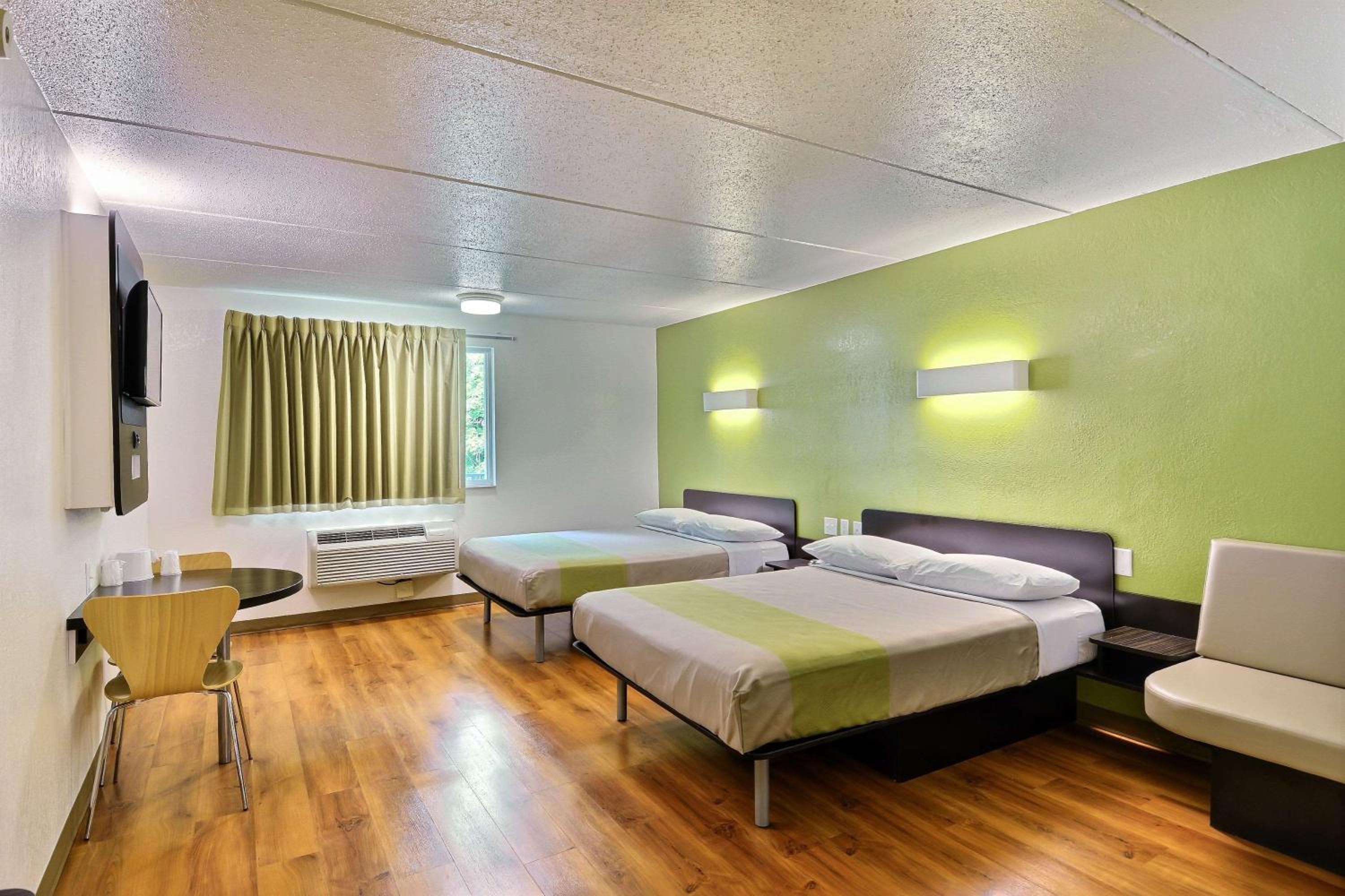 غرفة ديلوكس رباعية، Motel6 Danvers, MA - Boston North 7/10