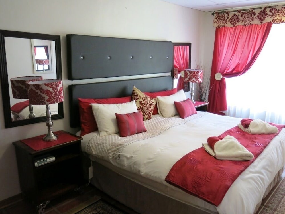 A Cherry Lane Self Catering and B&B 12/50