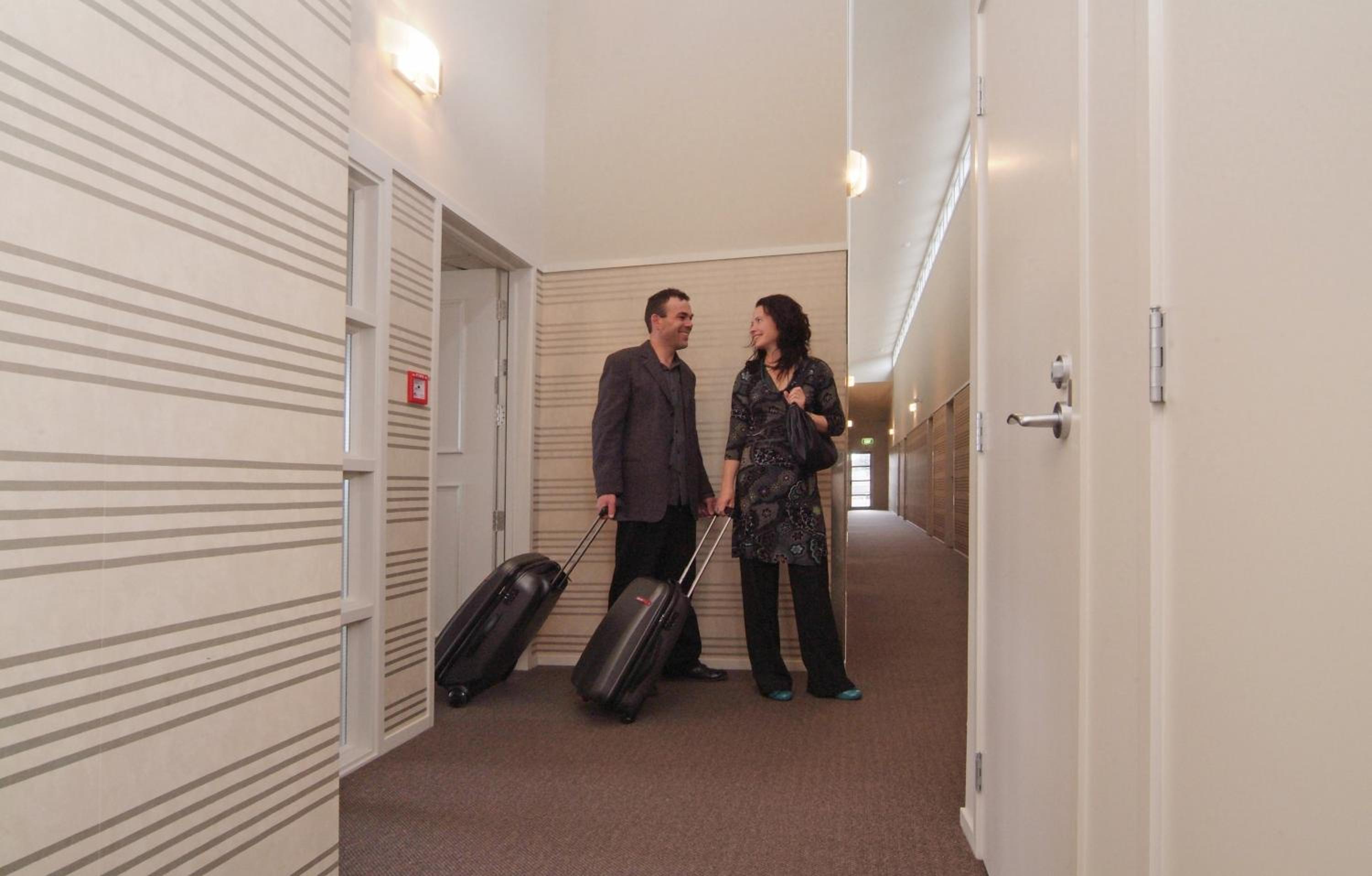 2 BEDROOMS, APARTMENT