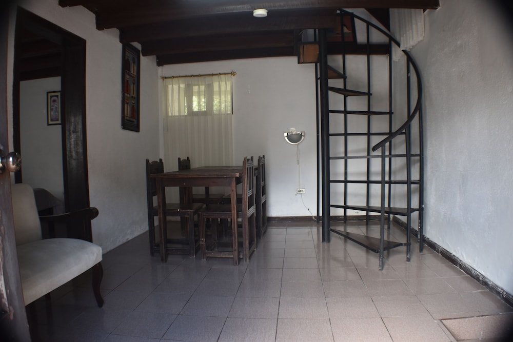 Hosteria Casa Giralda 12/64