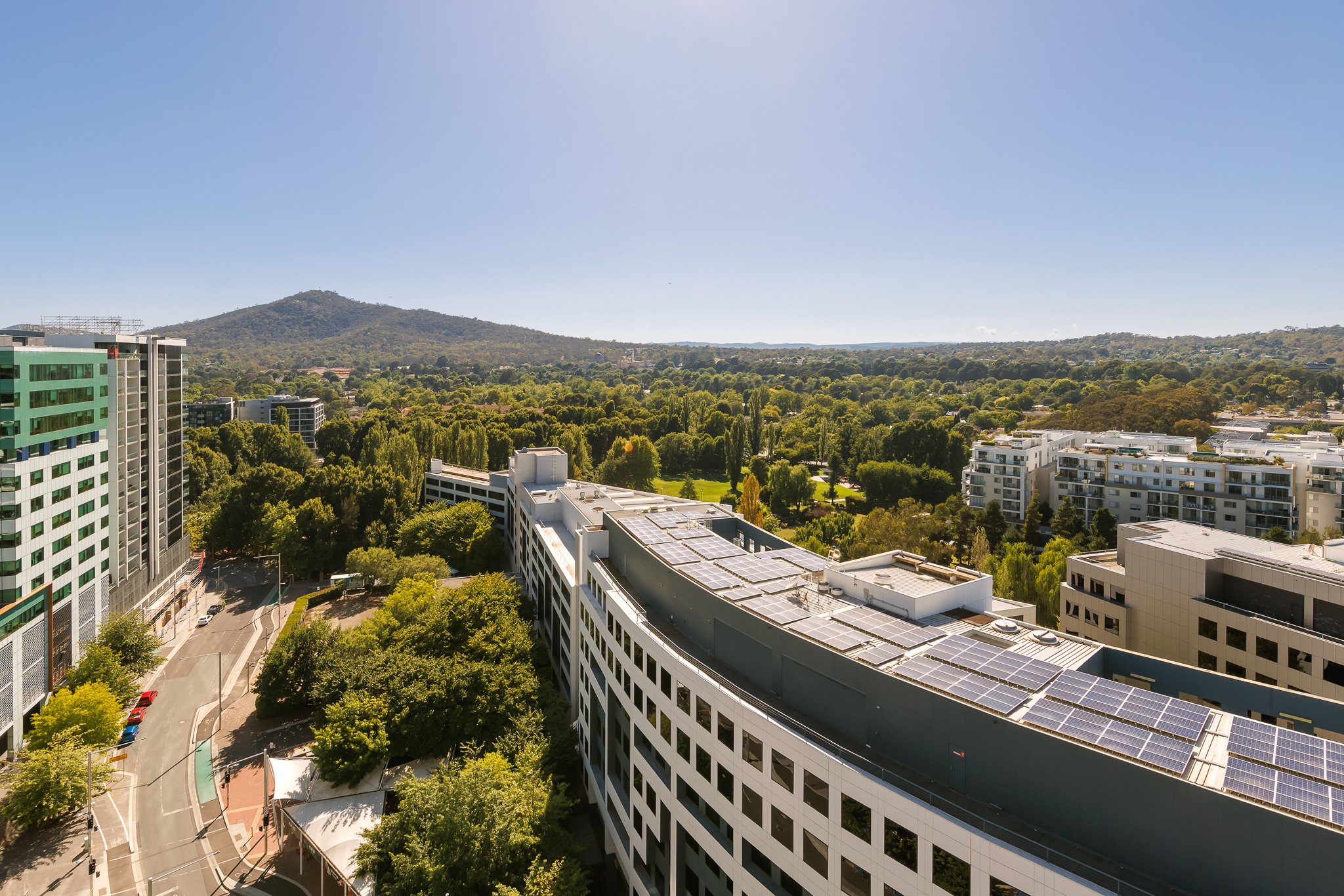 Meriton Suites Canberra 3/50