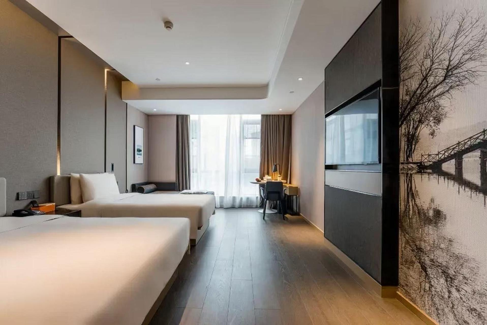 Hangzhou West Lake Science and Technology Park Atour Hotel 13/56