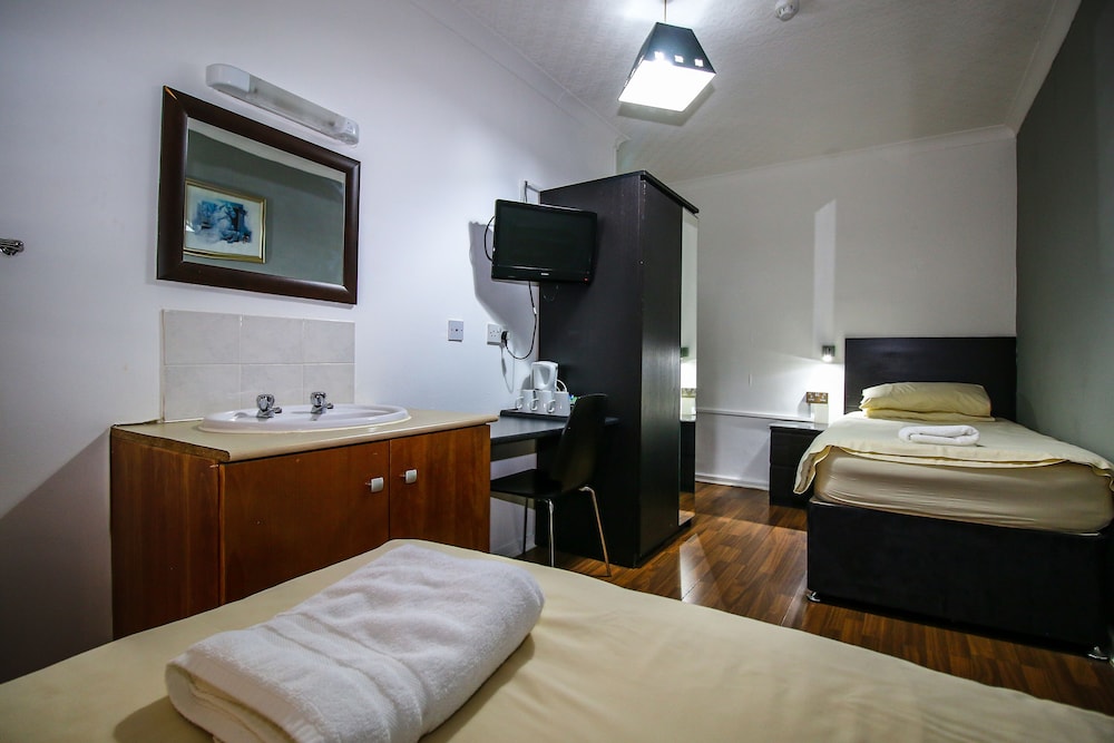 Charing Cross Guest House 10/62