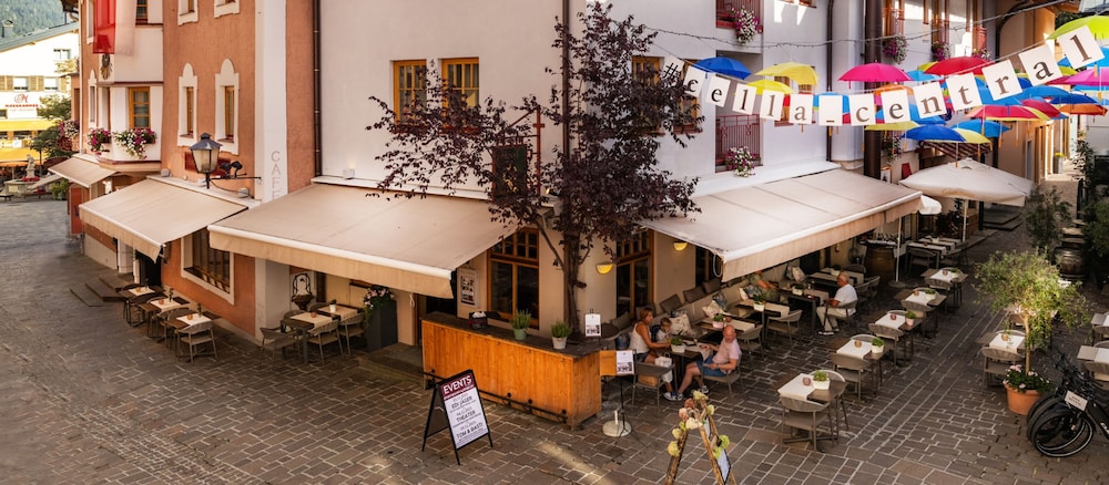 Cella Central Historic Boutique Hotel 62/69