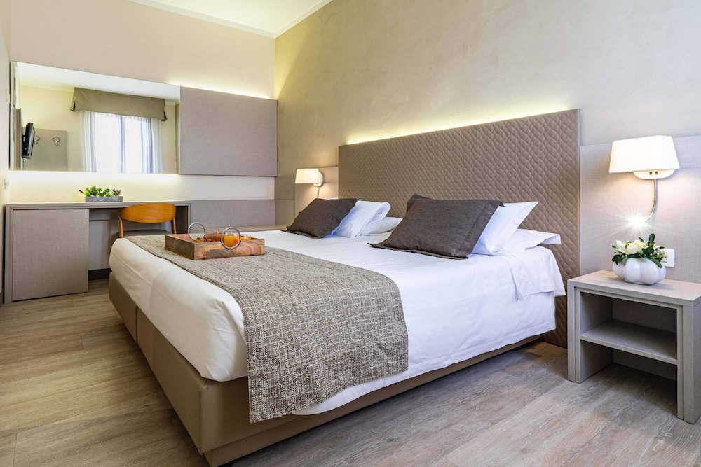 STANDARD, DOUBLE OR TWIN BED