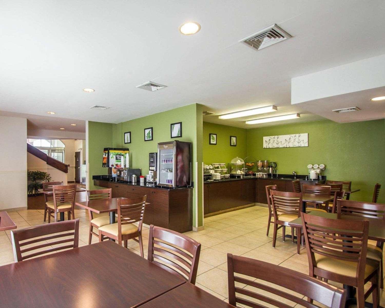 Sleep Inn & Suites Niantic North 29/36