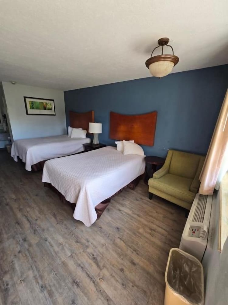 Best Price Motel & Suites 23/56