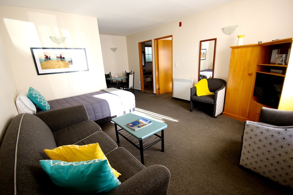 Alexis Motor Lodge 33/50