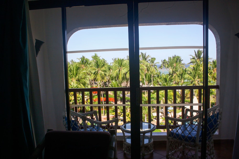 Diani Reef Beach Resort and Spa 36/69