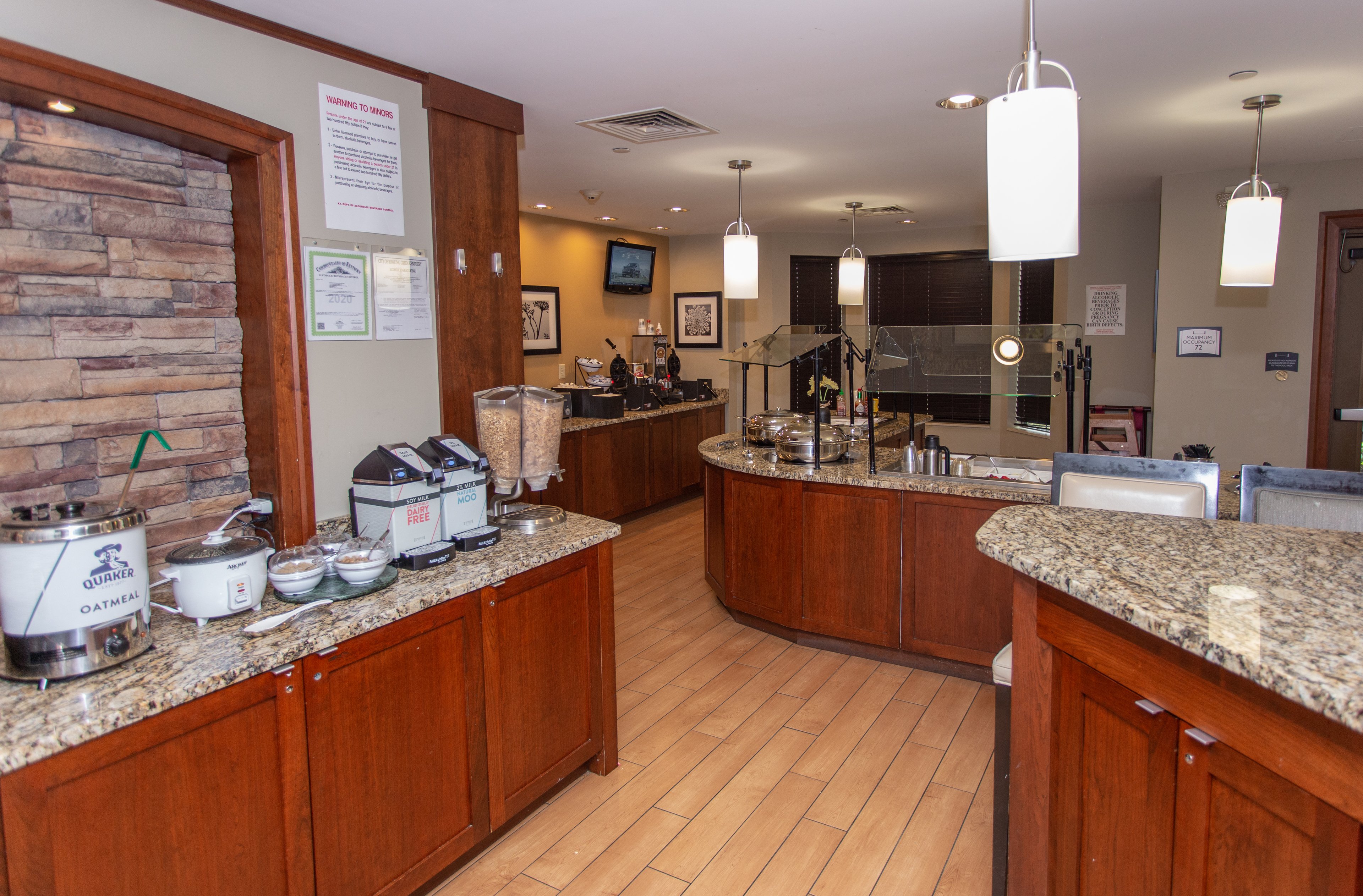 STAYBRIDGE SUITES BOWLING GREEN 67/68