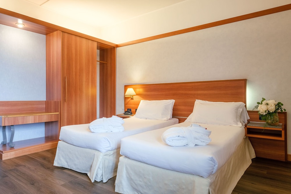 Shg Hotel Bologna 28/64