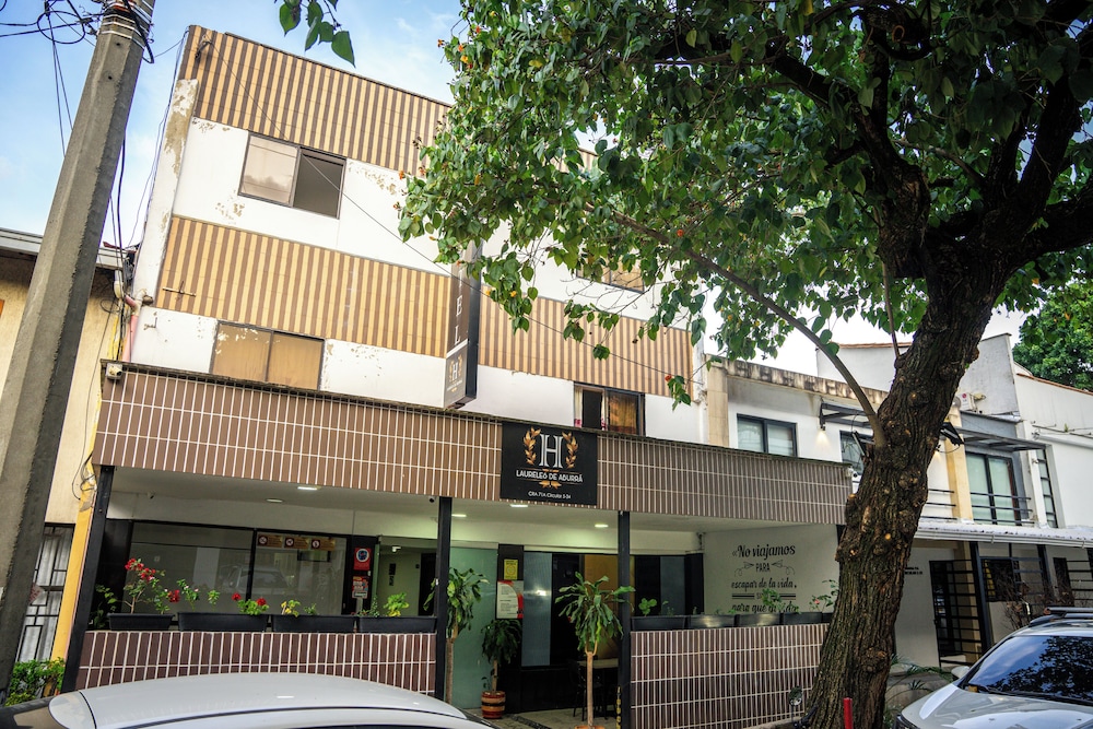 Hotel Laureles de Aburra Medellin 3/49