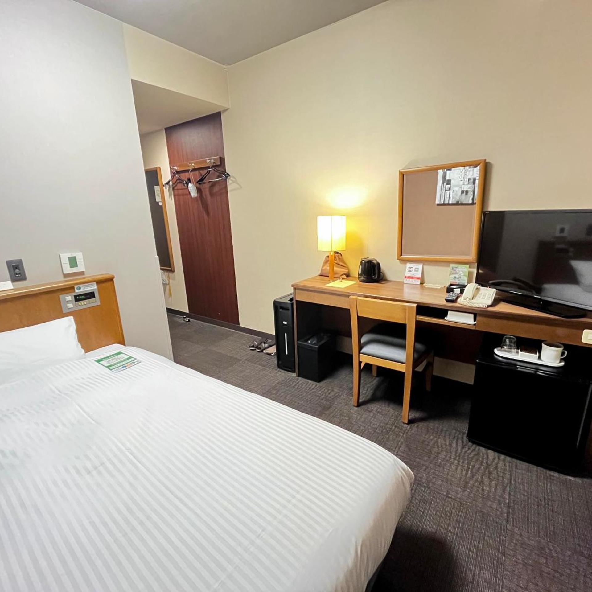 Room, Single, Smoking