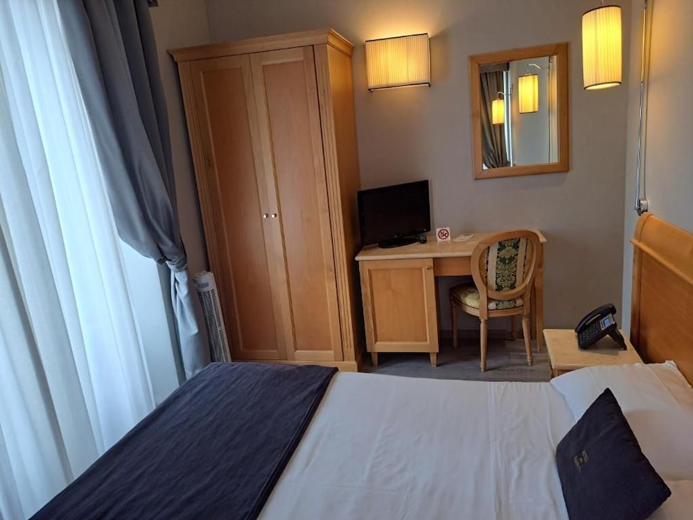Residenza Dei Quiriti 22/65