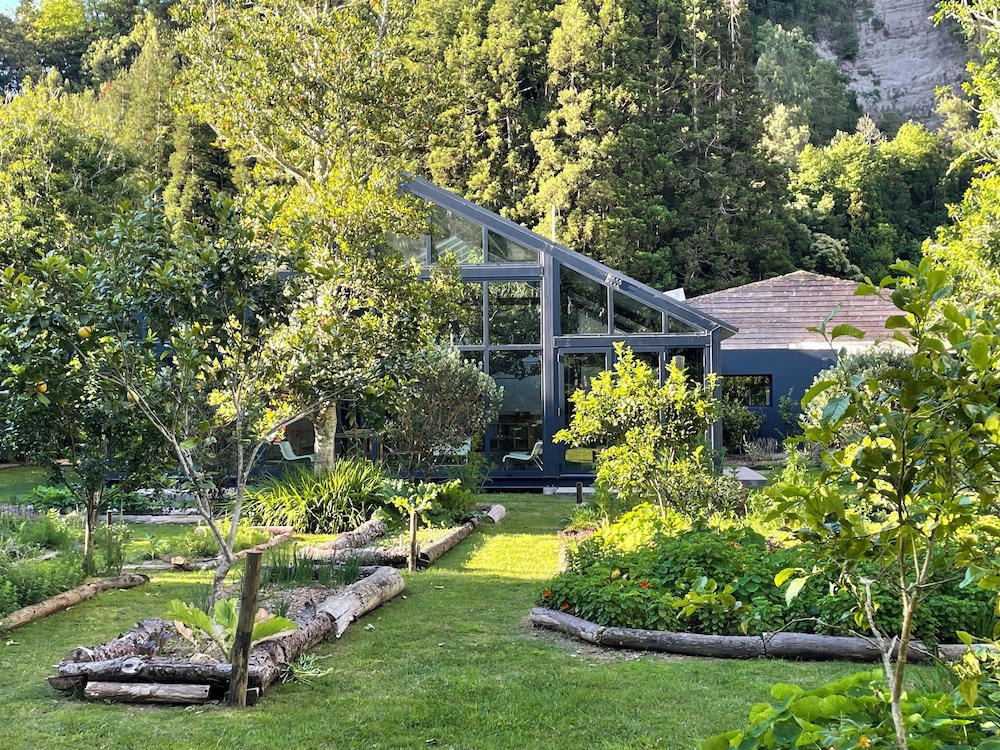 Furnas Lake Villas 40/73