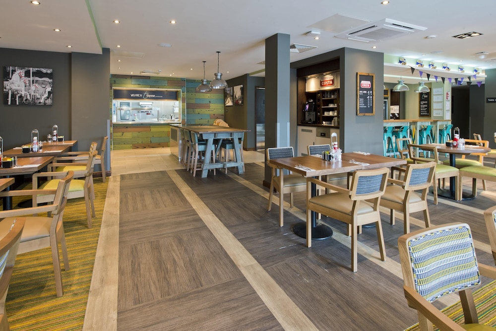 Premier Inn Wadebridge Hotel 26/40