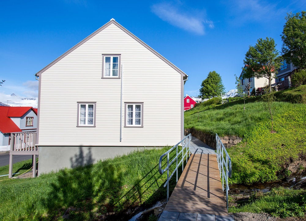 Fosshotel Eastfjords 2/50