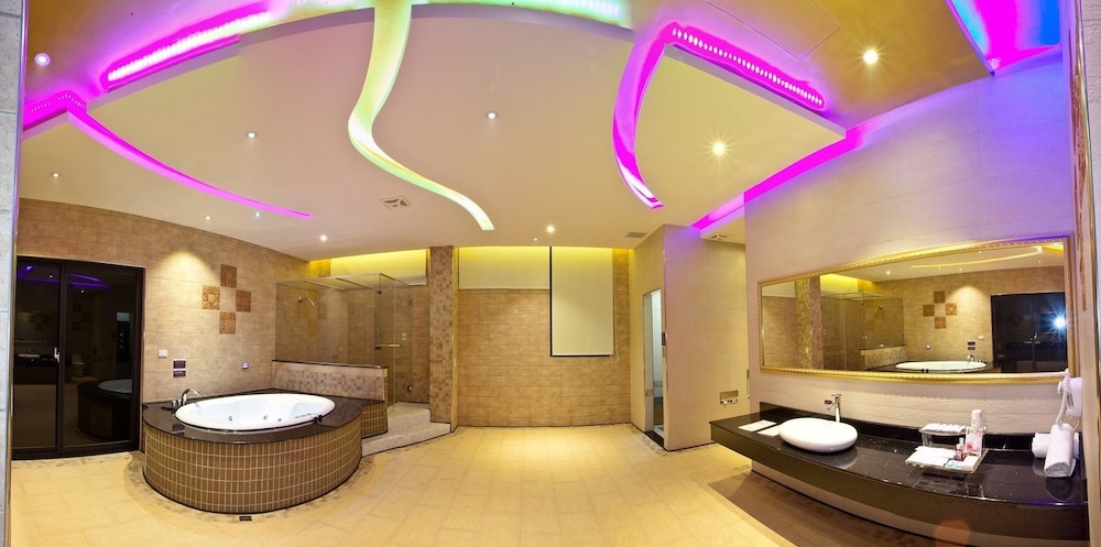 Wei Feng Exquisite Hotel Nanzi Branch 8/50