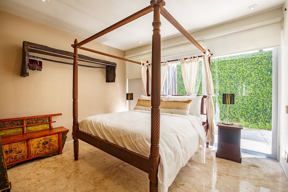 Magia Beachside Condo 14/47