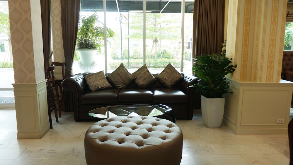 Westgate Residence Hotel 37/73