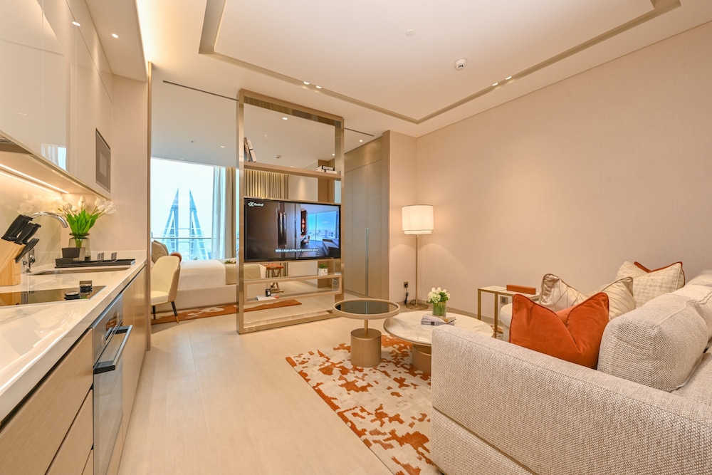 Onyx Rotana 41/61