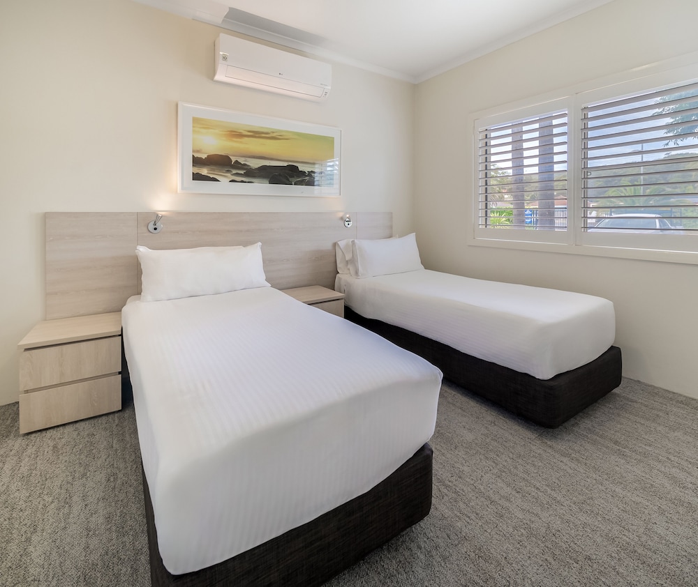2 Bedrooms, Lagoon, Apartment
