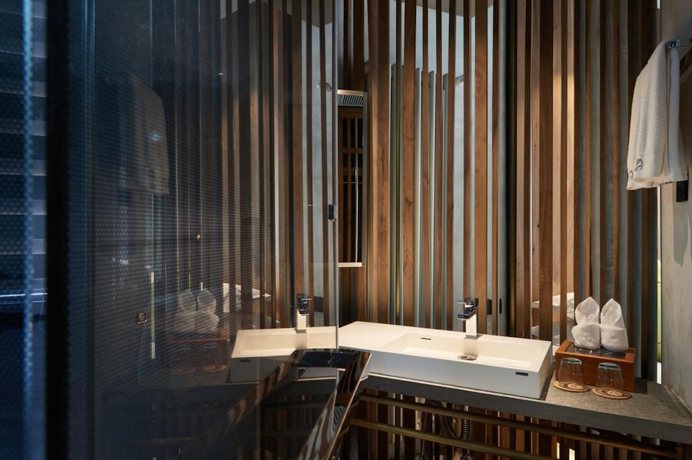 Xihu Memories Tree Hotel 44/50