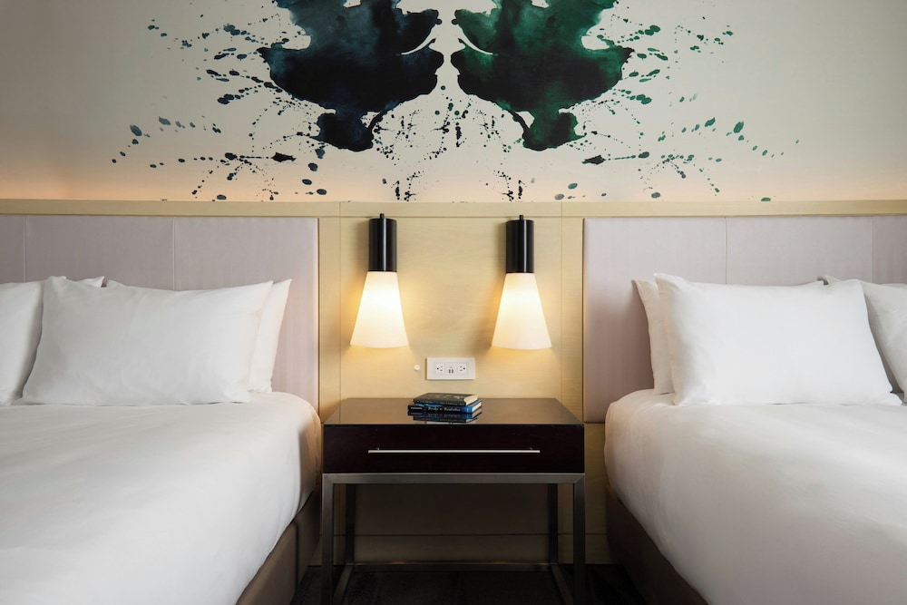 Room, 2 Queen Beds
