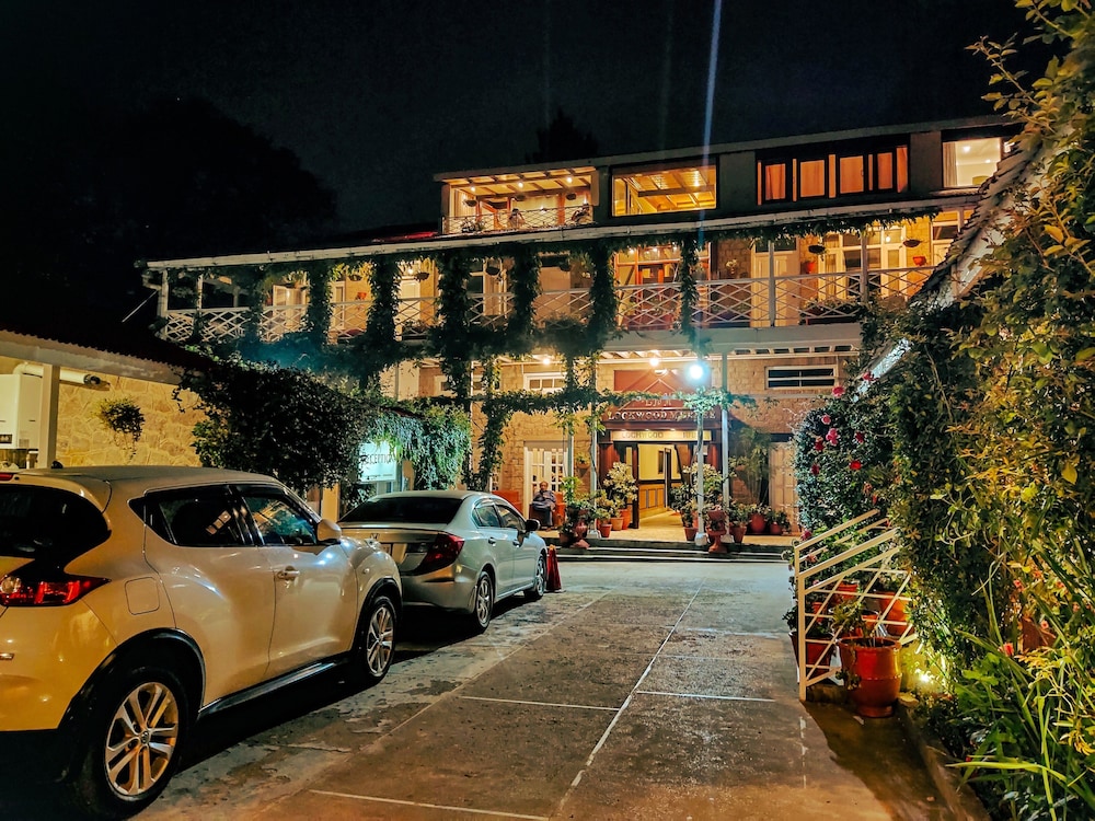 Lockwood Hotel Murree 14/15