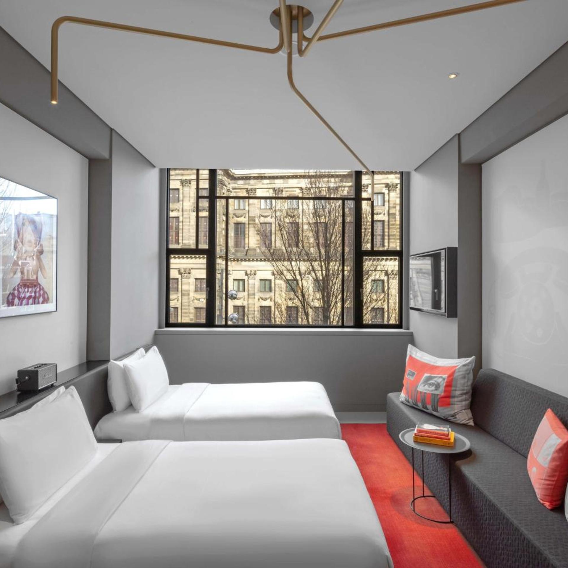 Exchange, Guest Room, Deluxe, Twin Beds