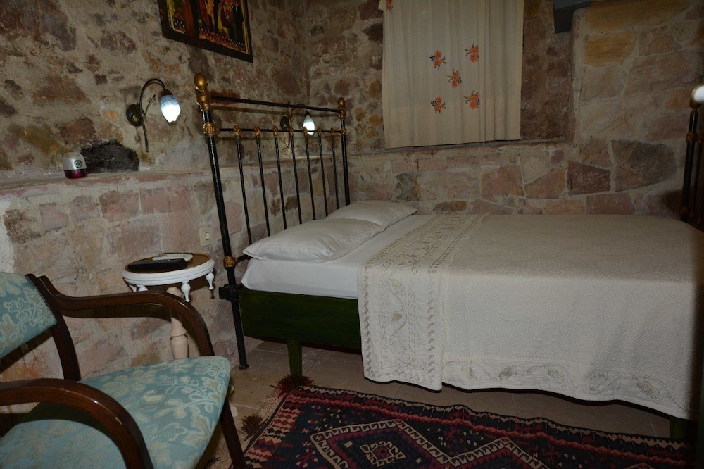 Cunda Zehra Teyzenin Evi 17/74