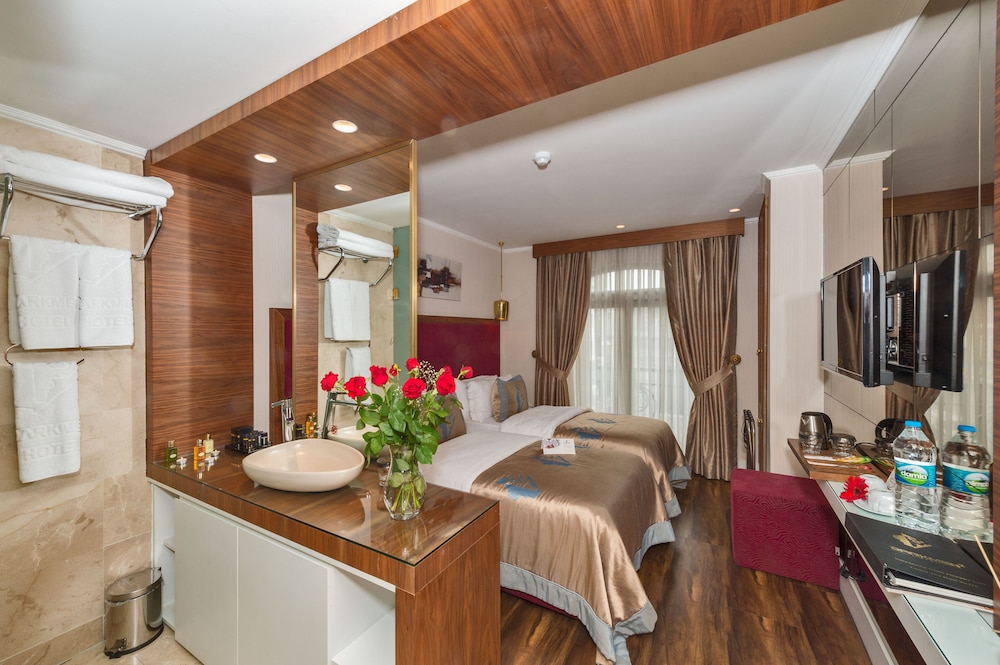 Darkmen Hotel 2 41/59