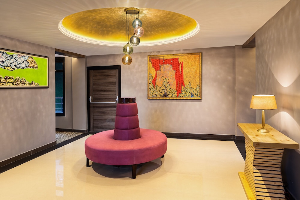 JuSTa Luxe Cliffend Resort and Spa Mashobra 24/36