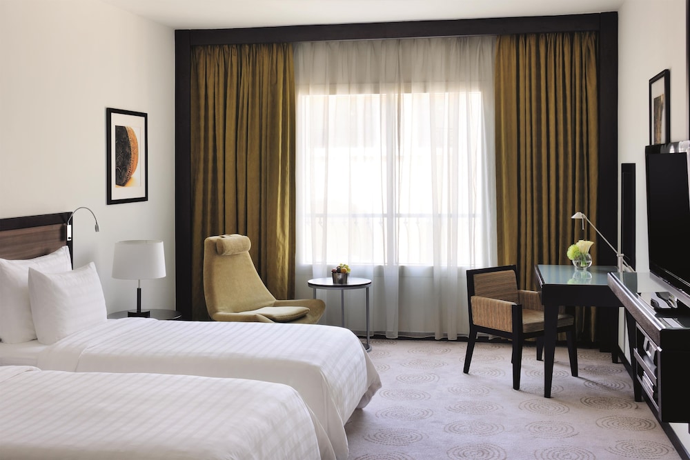 Avani Deira Dubai Hotel 10/46