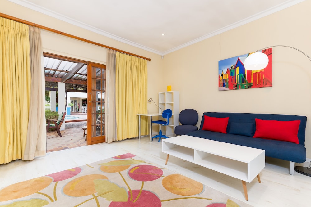 Kleinbosch Lodge 18/45