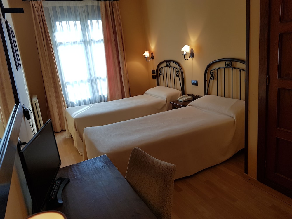 Hotel Cotiella 26/55