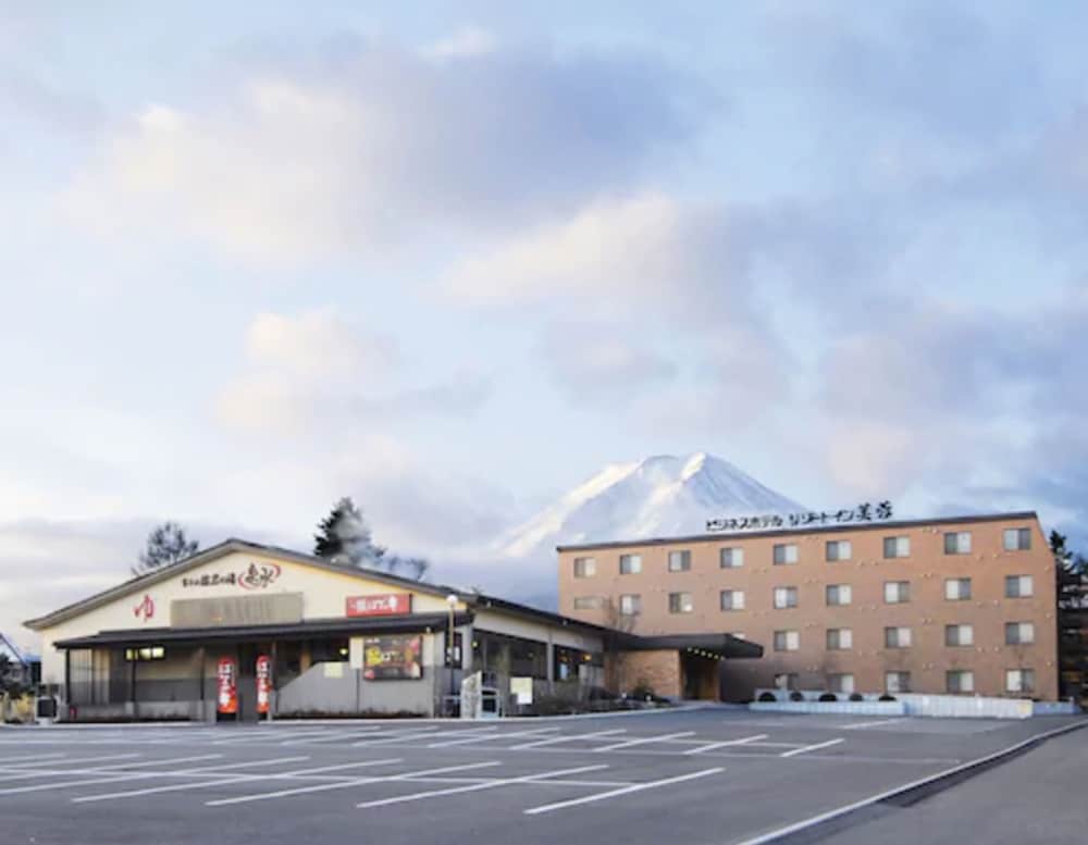 Resort Inn Fuyo Kawaguchiko Inter Store 5/57
