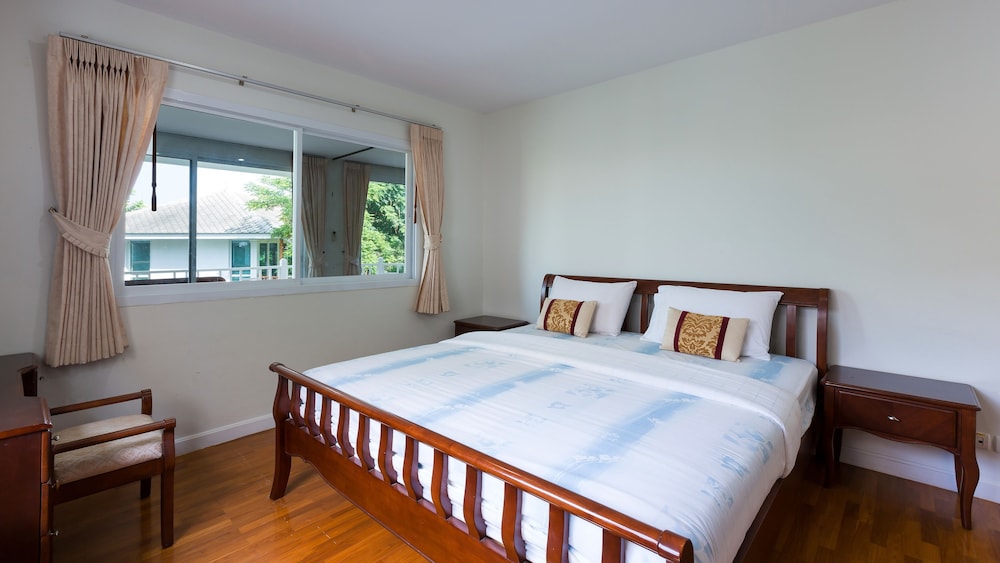 شقة بسريرين منفصلين بإطلالة على الحديقة بـ3 غرف نوم مع أريكة، Baan Poolom Beachfront Condominium 2/4