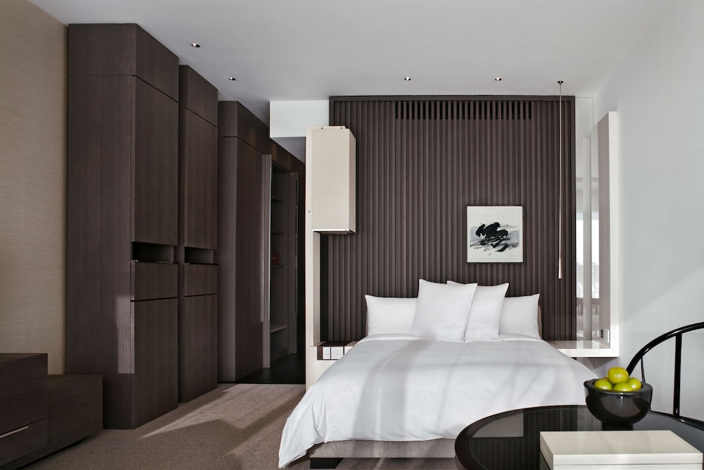 Park Hyatt Shanghai 21/68