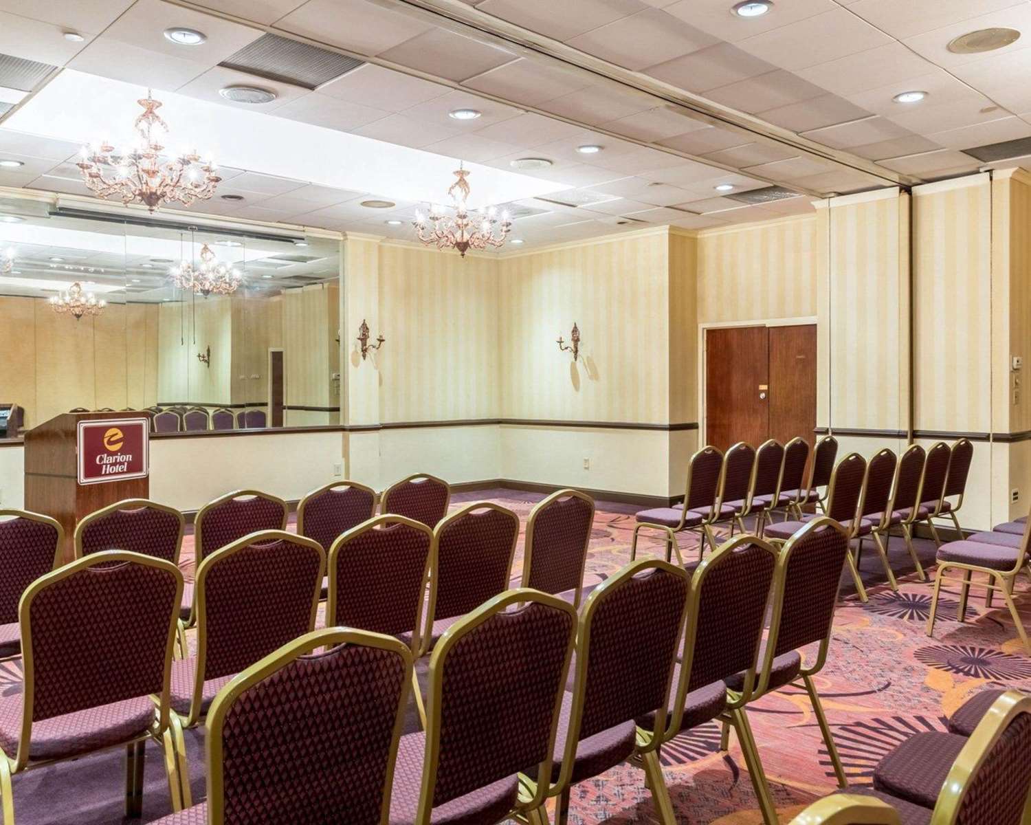 Clarion Hotel Somerset - New Brunswick, NJ 26/33