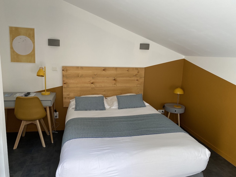 Hotel de La Marne 23/50