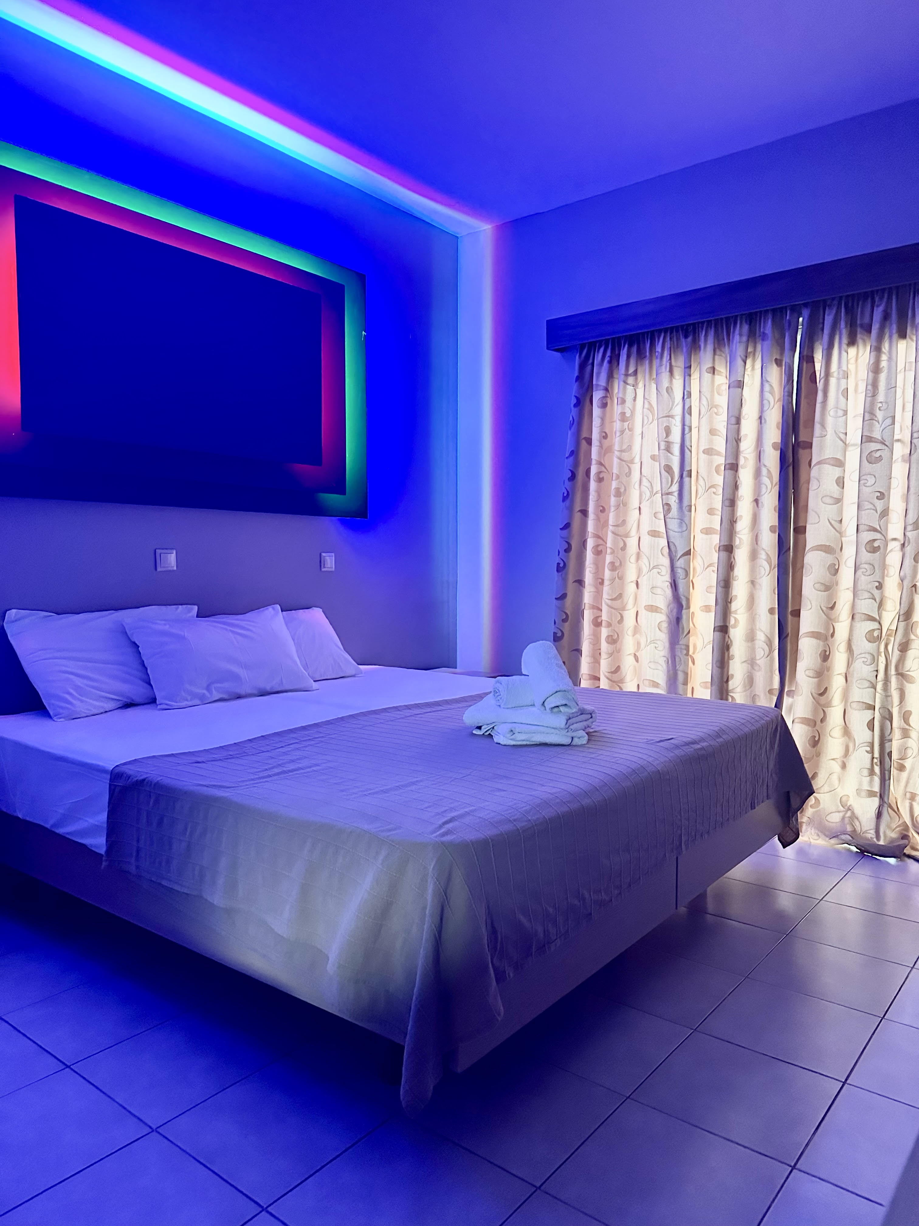 Fantasy Hotel 11/55