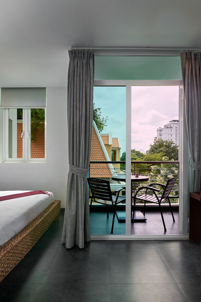 Monsoon Bassac Hotel 20/35