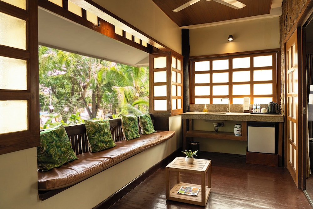 CLUB SERENA RESORT 44/64